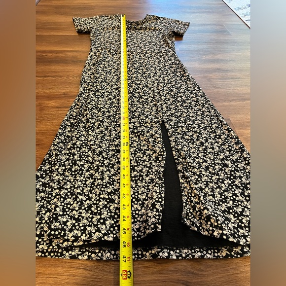 NATURAL by KNOWN SUPPLY Black Tan Cream Ditsy Floral Midi Dress Side Slit Small - Picture 12 of 14